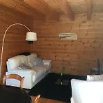 Charmante Maison En Bois Proche *
